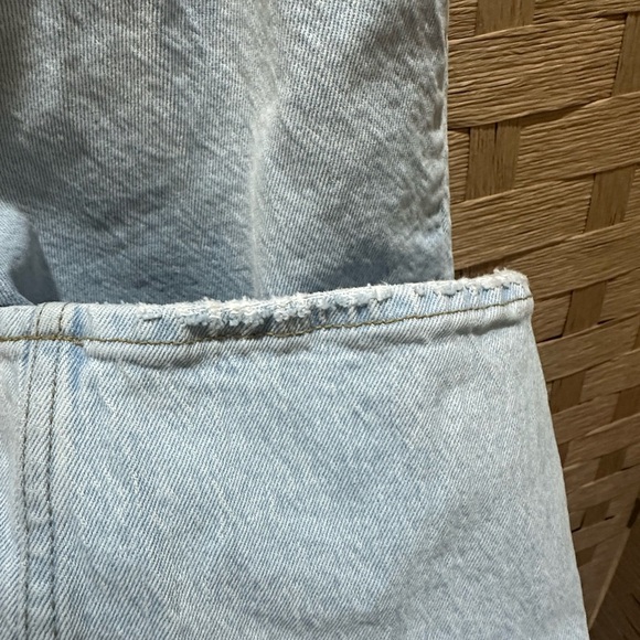 Abercrombie & Fitch Women's Light Wash 90s Midrise Straight Leg Jeans 14s - Picture 10 of 10